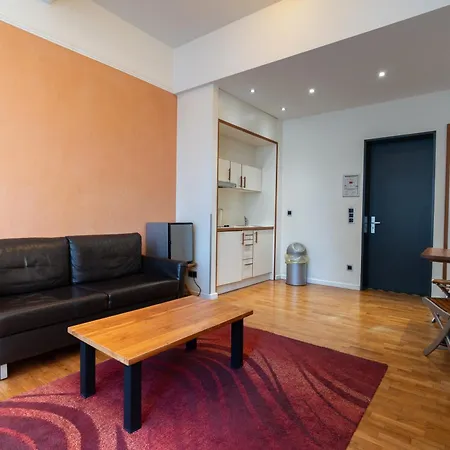 Aparthotel Juno 3*