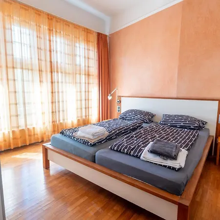 Juno Aparthotel 3*