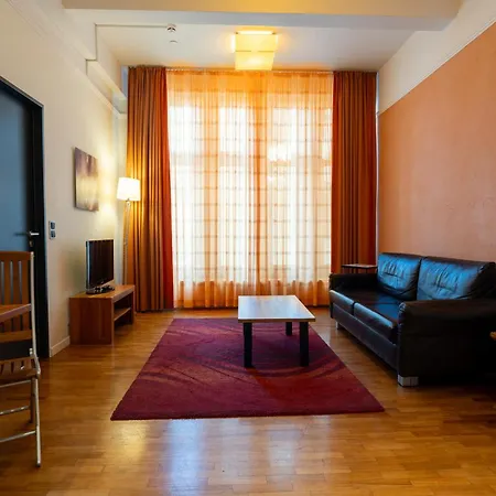 Juno Aparthotel 3*